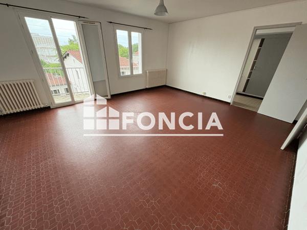 Location Appartement 3 pièces 66.94 m² - 9 BIS RUE BOUTIN Bordeaux 33000