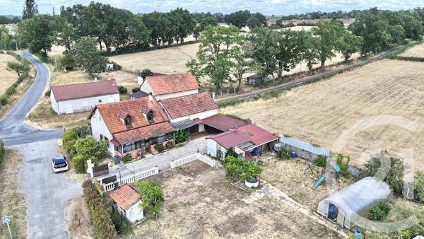 Maison à vendre  6 pièces - 140 m 2   AVERMES  - 03
