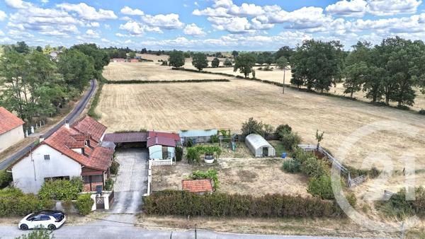 Maison à vendre  6 pièces - 140 m 2   AVERMES  - 03
