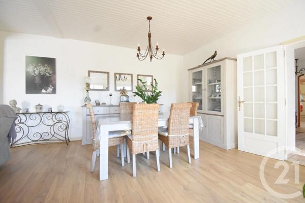 Maison à vendre  5 pièces - 158,61 m 2   VENDAT  - 03