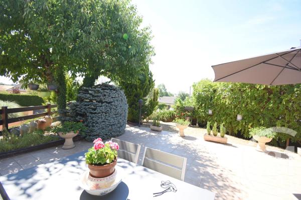 Maison à vendre  5 pièces - 158,61 m 2   VENDAT  - 03