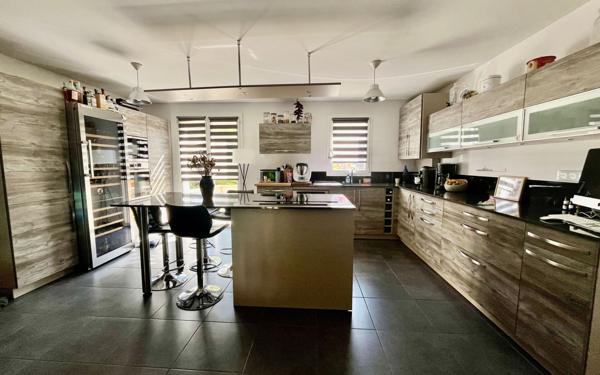 Maison à vendre    5 pièces •  Limoges