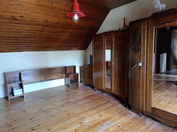 29390 Leuhan maison de 80 m² 2 chambres beau salon séjour dépendance et 1.1 hectare