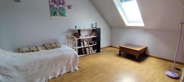 Maison Familiale de 141m², 5 chambres dans résidence prisée