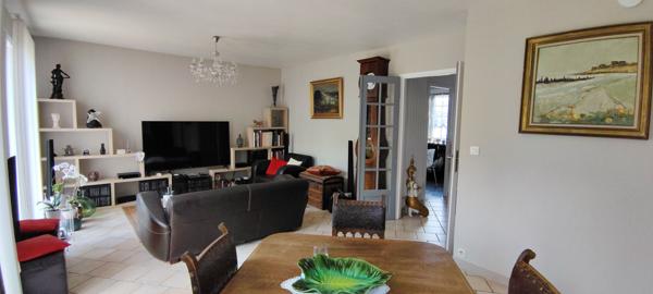 Maison Familiale de 141m², 5 chambres dans résidence prisée