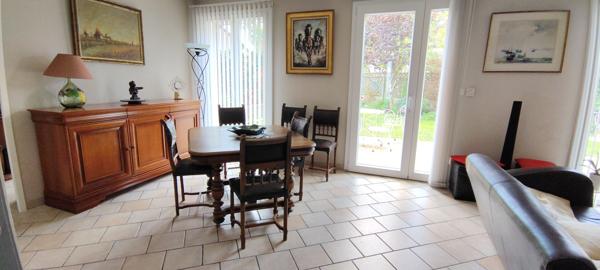Maison Familiale de 141m², 5 chambres dans résidence prisée