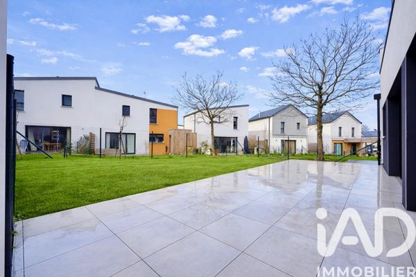 Maison à vendre 6 pièces 165 m² Le Rheu