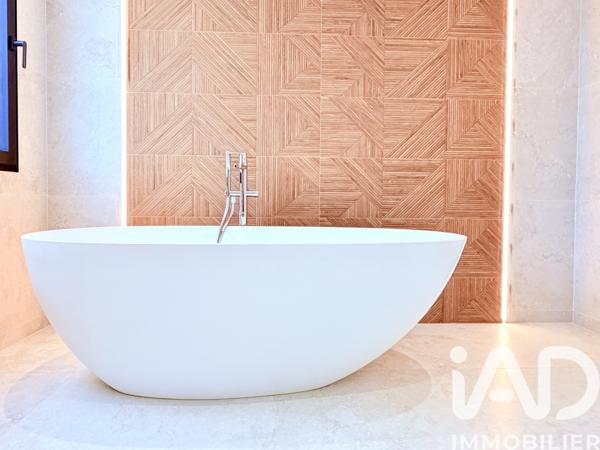 Maison à vendre 6 pièces 165 m² Le Rheu