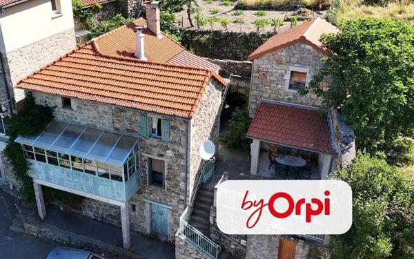 Maison à vendre    4 pièces •  Villefort