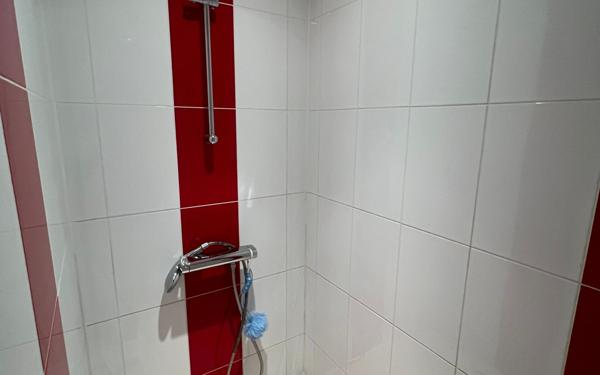 Maison à vendre    4 pièces •  Gémozac