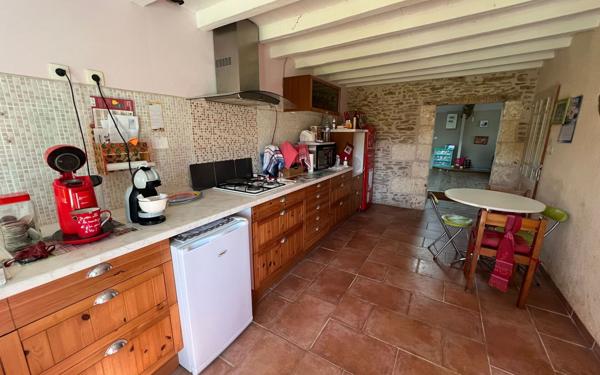 Maison à vendre    4 pièces •  Gémozac