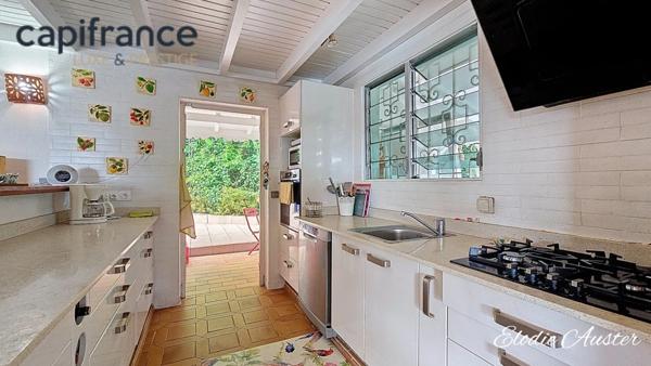 Villa T5 vue dégagée secteur recherché