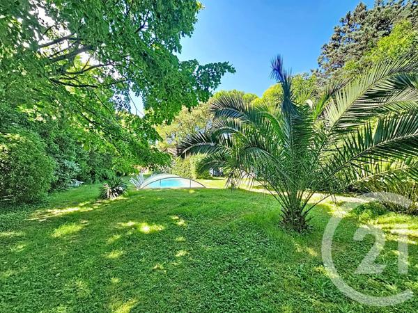 Maison à vendre  7 pièces - 181,72 m 2   MONTELIMAR  - 26