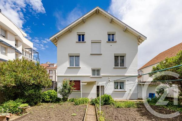 Maison à vendre  6 pièces - 161,85 m 2   GRENOBLE  - 38