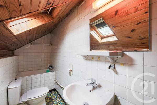 Maison à vendre  6 pièces - 161,85 m 2   GRENOBLE  - 38