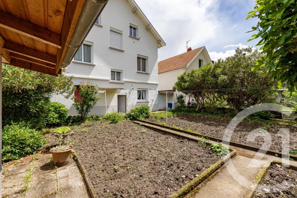 Maison à vendre  6 pièces - 161,85 m 2   GRENOBLE  - 38