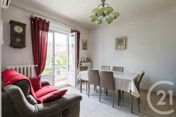Maison à vendre  6 pièces - 161,85 m 2   GRENOBLE  - 38