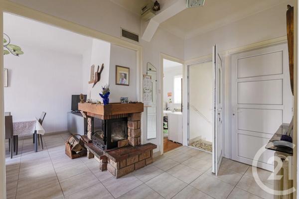 Maison à vendre  6 pièces - 161,85 m 2   GRENOBLE  - 38