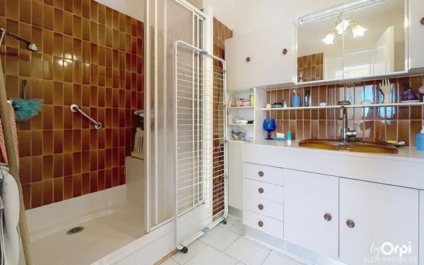 Appartement à vendre    4 pièces • 89,62 m2 Montluçon