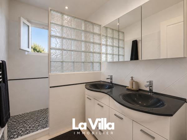 Maison Sorgues 5 pièce(s) 107 m2