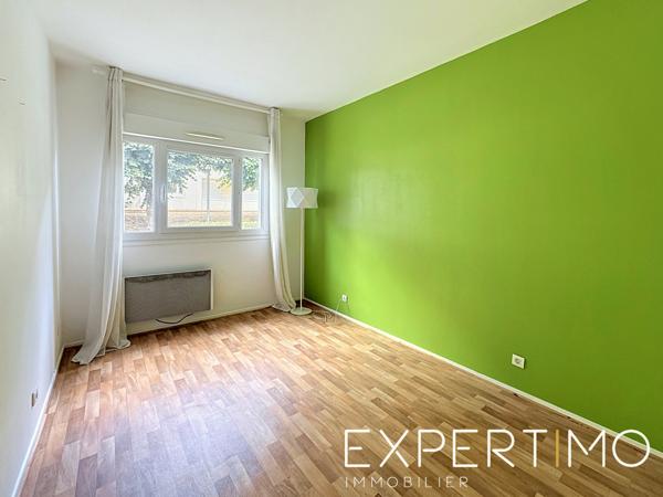APPARTEMENT 4 PIECES - PLAIN-PIED - PROXIMITE GARE ET CENTRE-VILLE - FORET