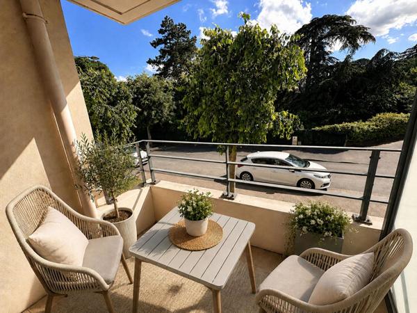 ANSE  TOUTES COMMODITES A PIED - 3 pièces 70 m2 avec garage et balcon
