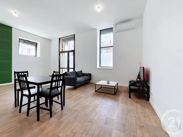 Appartement F3 à vendre  3 pièces - 99,40 m 2   LE PUY EN VELAY  - 43
