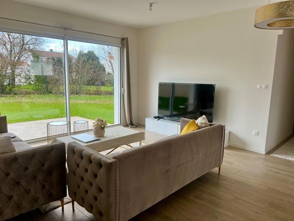 Maison Echillais 4 pièce(s) 95 m2