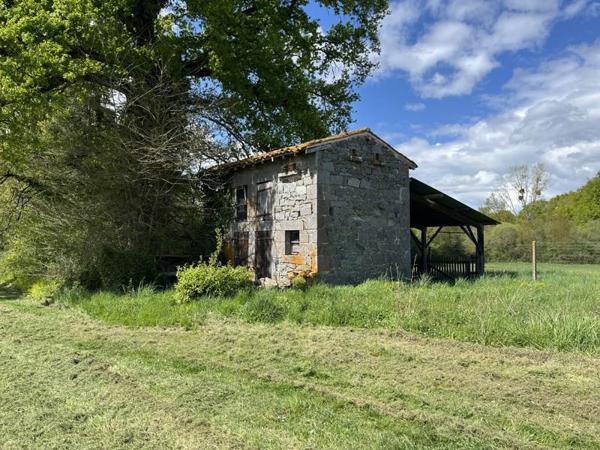 Grange à vendre |  Oradour-Saint-Genest |  1 pièce | 18 m²