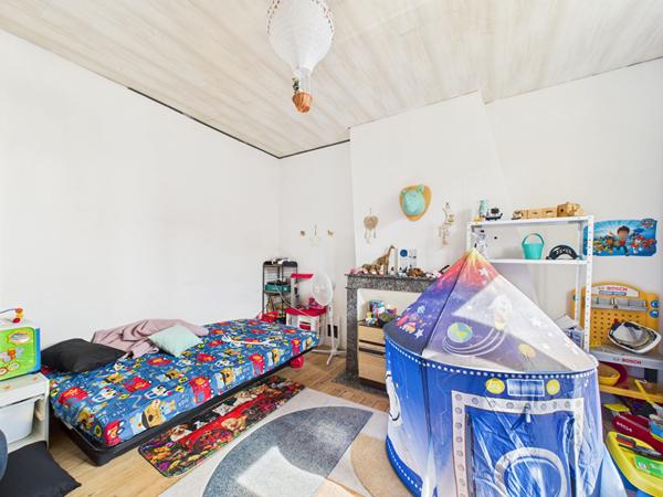 Maison de maître à vendre - 4 chambres et grand jardin !