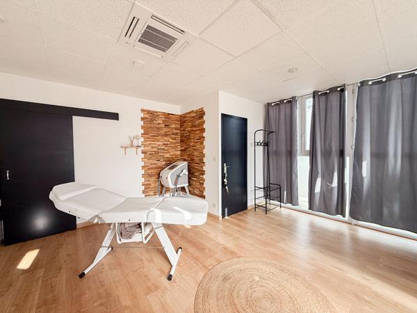 Idéal investisseur ! À vendre : Murs commerciaux de 32 m² à Gardanne