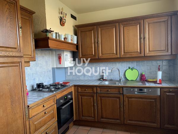 MAISON À VENDRE DE 6 PIÈCES DE 99,00 M²