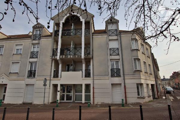 A vendre à Montereau-Fault-Yonne 77130, appartement 3 pièces, 80 m², ascenseur, 2 parkings et cave