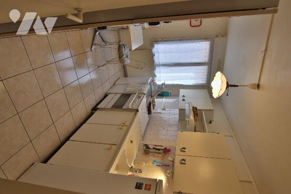 A vendre à Montereau-Fault-Yonne 77130, appartement 3 pièces, 80 m², ascenseur, 2 parkings et cave