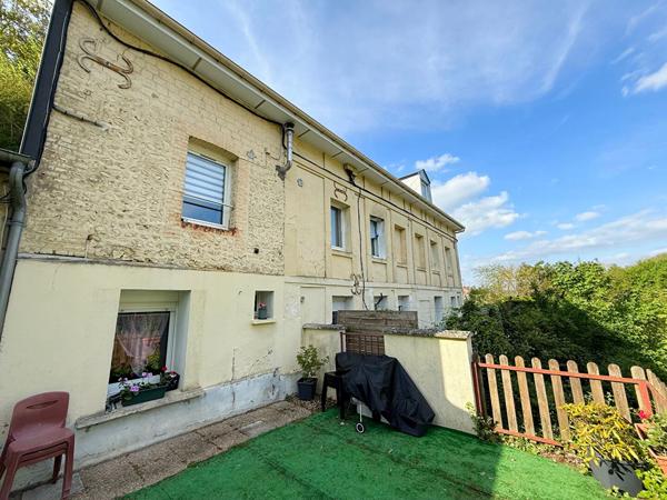 Immeuble de rapport de 207,72 m2 situé à Elbeuf - ELBEUF