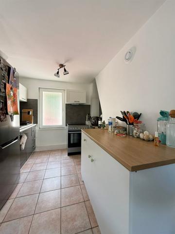Immeuble de rapport de 207,72 m2 situé à Elbeuf - ELBEUF
