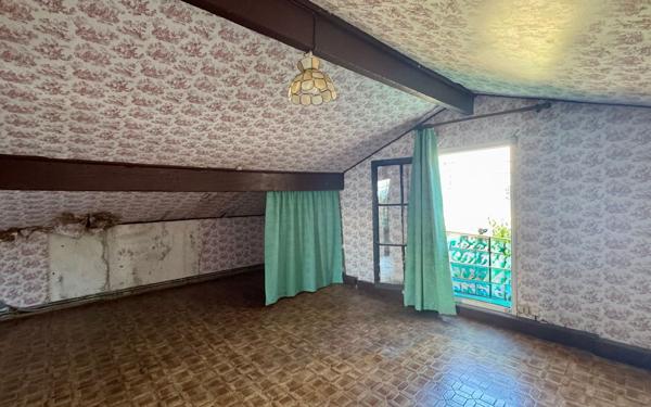 Maison à vendre    2 pièces •  Istres