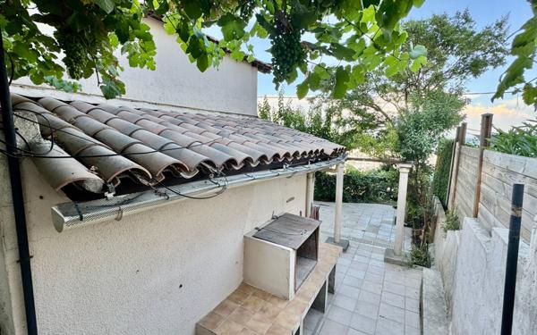 Maison à vendre    2 pièces •  Istres