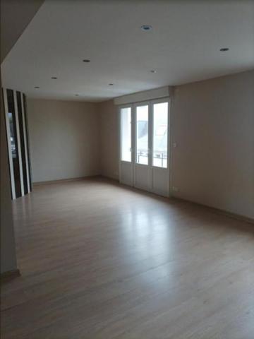 29520 Châteauneuf du Faou appartement plan-pied 2 chambres proche toutes commodités