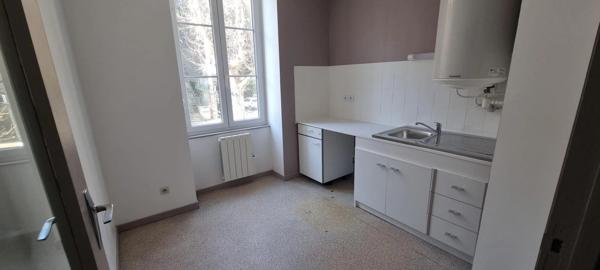 Immeuble à vendre à Vienne (38200)