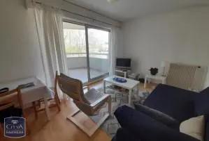 Appartement à louer 2 pièces 34.2m² Riom (63200)