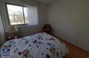 Appartement à louer 2 pièces 34.2m² Riom (63200)