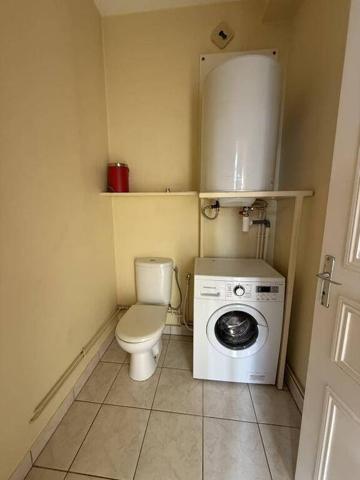 31/33 RUE SAINT GILLES - F2 au 1er - Hyper centre