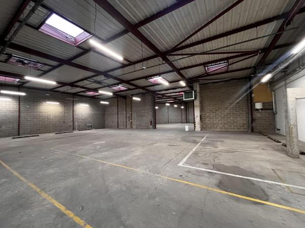 Location Local Industriel Entrepot 1730 93330 Neuilly Sur Marne 834786