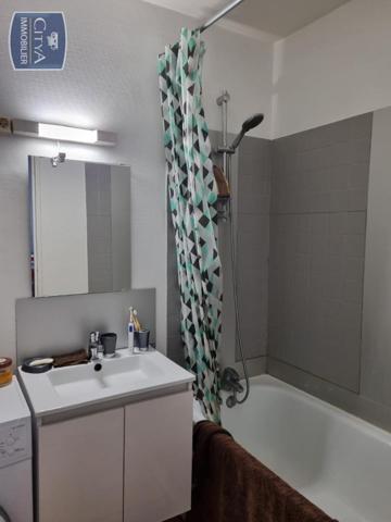 Appartement à louer 2 pièces 52.97m²