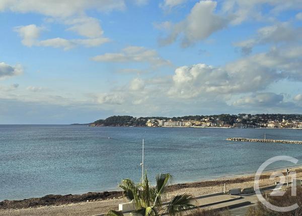 Appartement F3 à vendre  3 pièces - 57 m 2   SANARY SUR MER  - 83