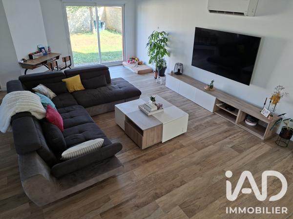 Maison à vendre 6 pièces 206,92 m² Neuville-de-Poitou