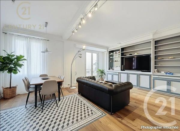 Appartement F4 à vendre  3 pièces - 81,10 m 2   ANTIBES  - 06