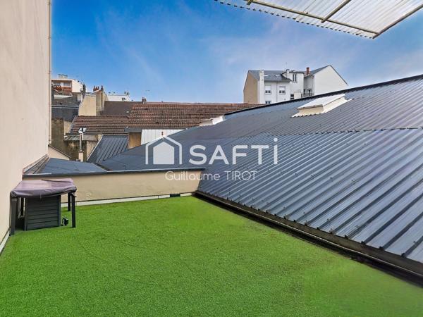 Investissement en centre-ville avec terrasse