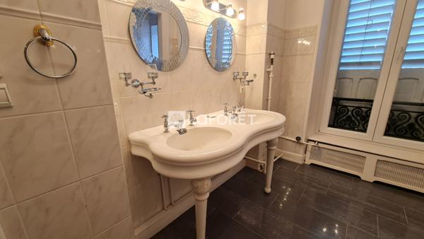 Location appartement Mulhouse - 7 pièce(s) - 212 m² - 1 980 €/mois